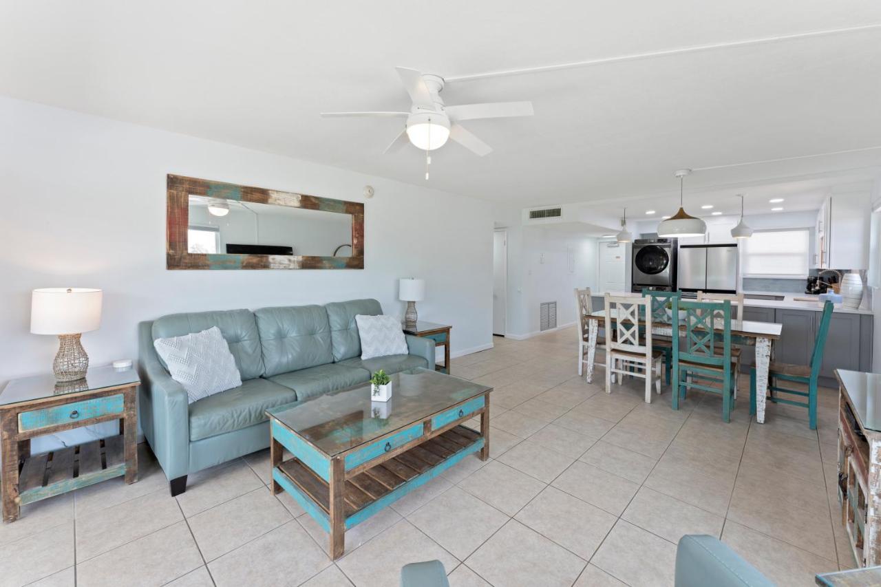 Paradise Beach Club - Ground Floor & Townhouses Satellite Beach Exterior foto