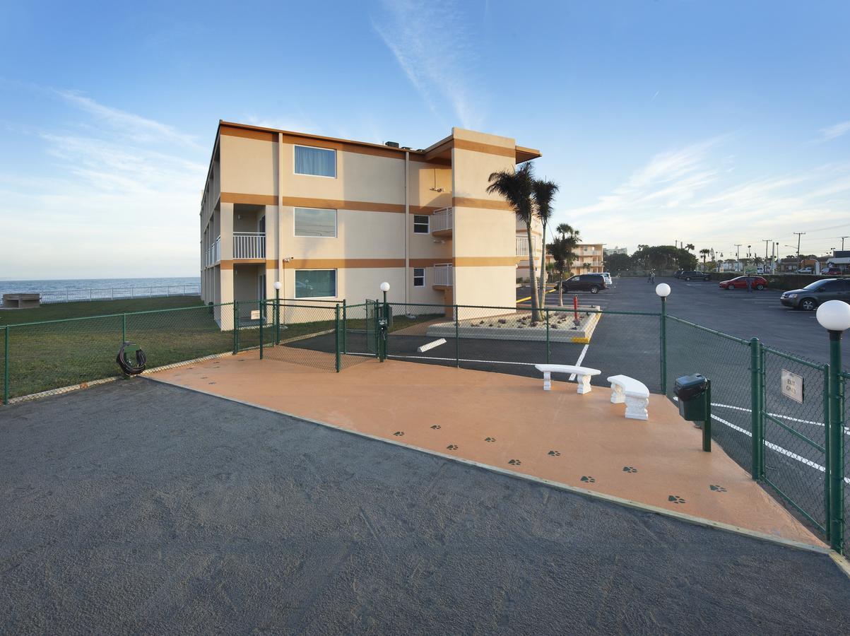 Paradise Beach Club - Ground Floor & Townhouses Satellite Beach Exterior foto